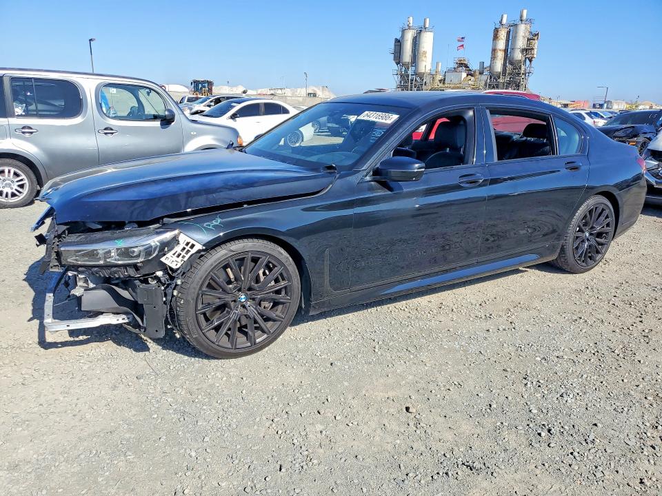2021 BMW 750
