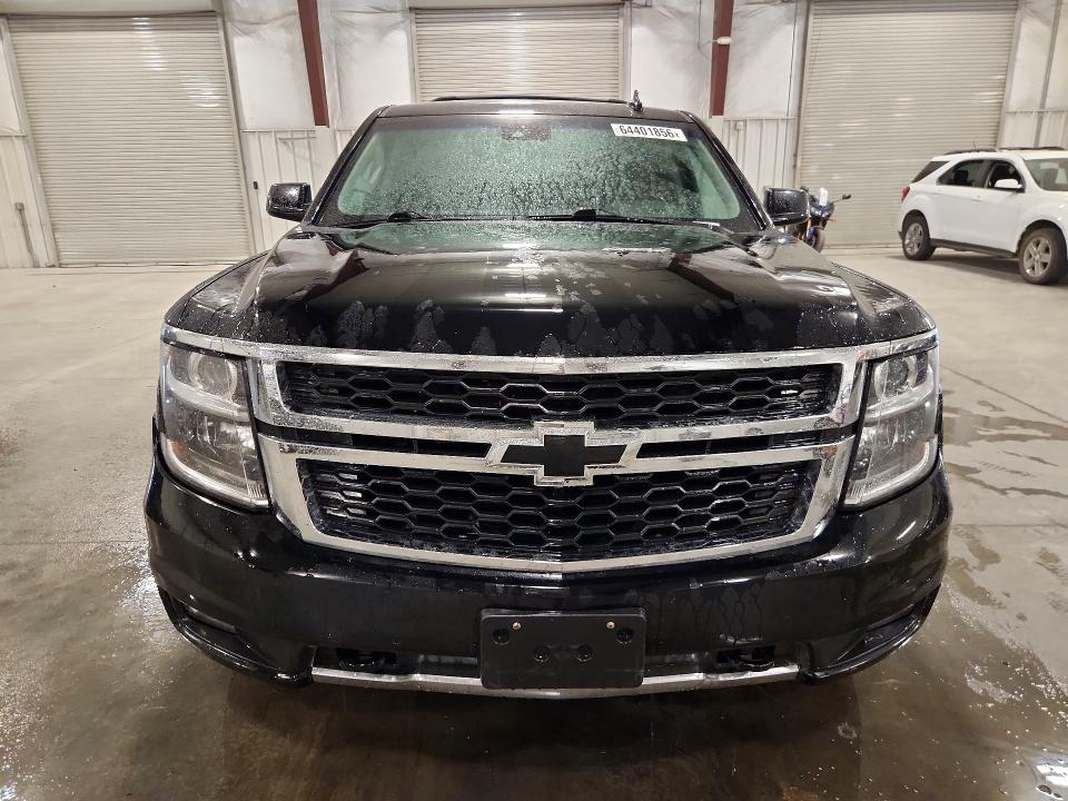 Photo 5 from auction – 2019 CHEVROLET SUBURBAN with VIN 1GNSKHKC8KR215429