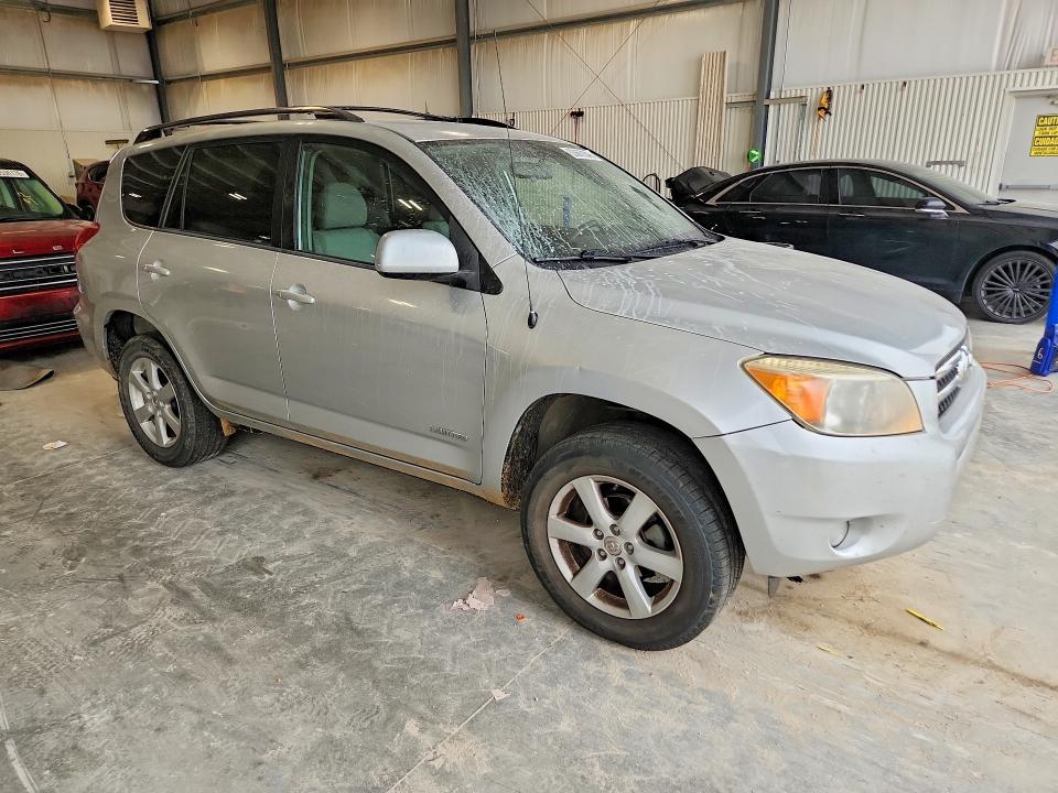 Photo 4 from auction – 2006 TOYOTA RAV4 with VIN JTMBD31V365043378