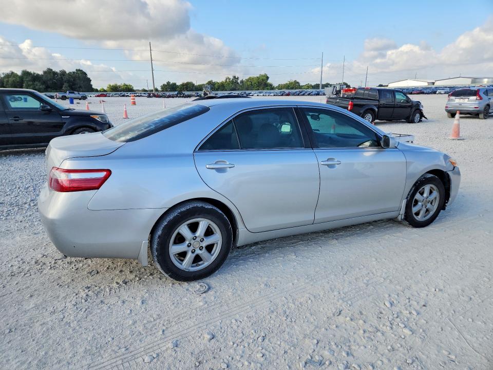 Photo 3 from auction – 2009 TOYOTA CAMRY with VIN 4T4BE46K69R065842