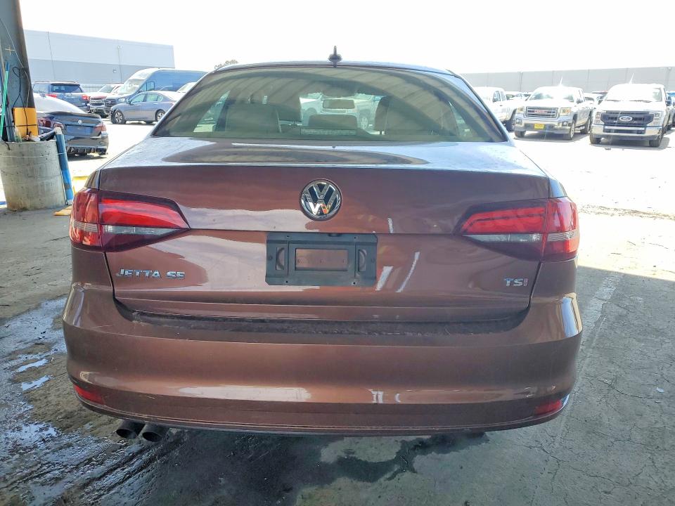 Photo 6 from auction – 2017 VOLKSWAGEN JETTA with VIN 3VWDB7AJ9HM364550