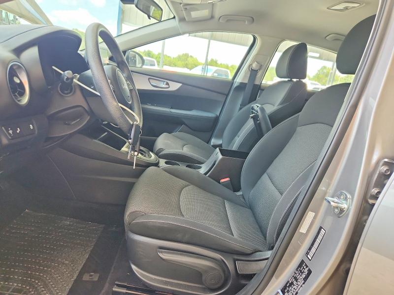 Photo 7 from auction – 2022 KIA FORTE with VIN 3KPF24AD6NE468083