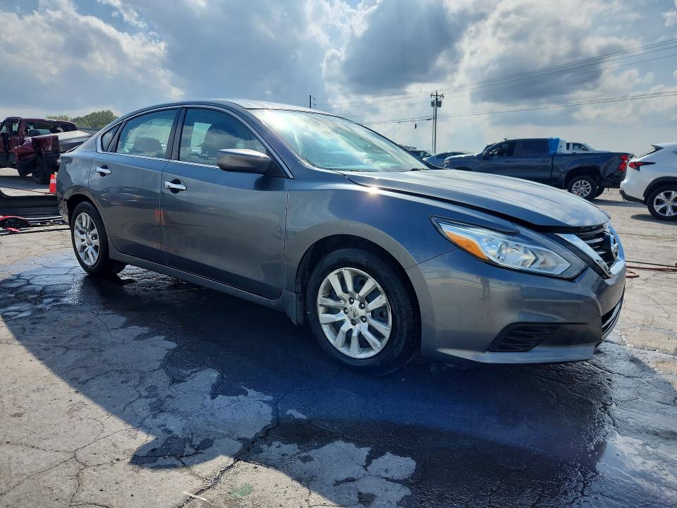 Фото 4 с аукциона – 2016 NISSAN ALTIMA с VIN 1N4AL3AP1GC209044