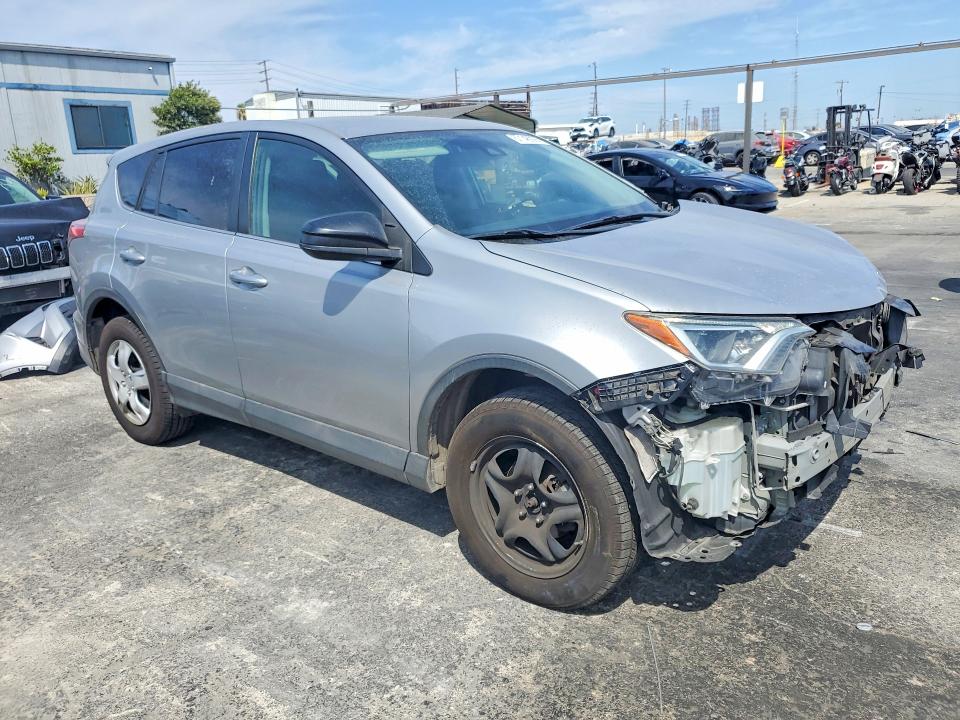 Photo 4 from auction – 2018 TOYOTA RAV4 with VIN 2T3ZFREV4JW474884
