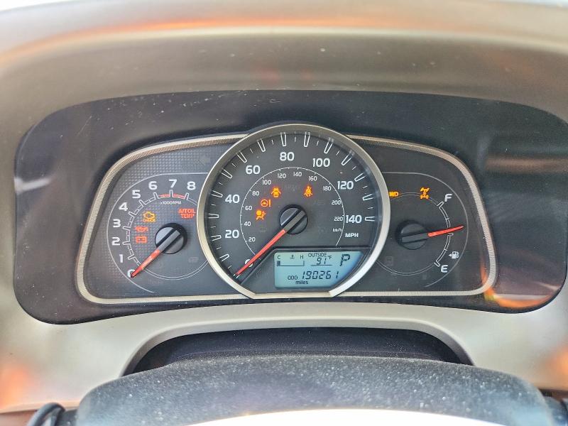 Photo 9 from auction – 2015 TOYOTA RAV4 with VIN 2T3BFREV9FW345922