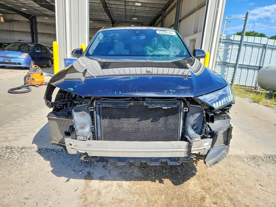 Снимка 5 от търг – 2021 AUDI SQ7 с VIN WA1VWBF7XMD010516