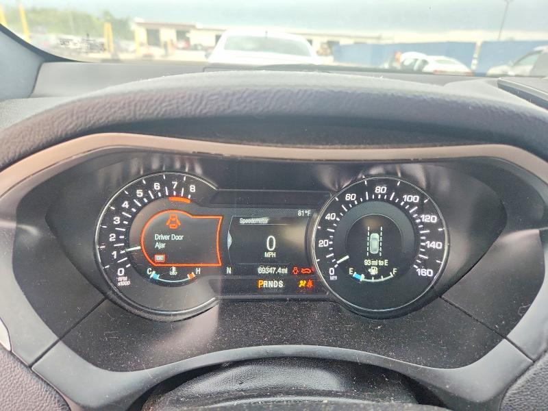 Снимка 9 от търг – 2019 LINCOLN MKZ с VIN 3LN6L5C91KR623599