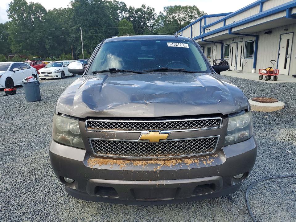 Photo 5 from auction – 2012 CHEVROLET SUBURBAN with VIN 1GNSCKE0XCR285690