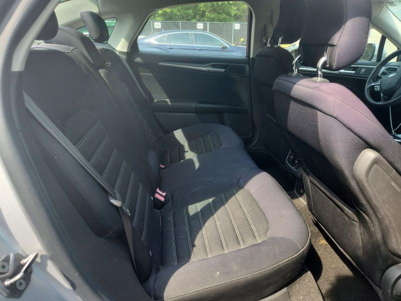 Photo 10 from auction – 2013 FORD FUSION with VIN 3FA6P0HR3DR233360
