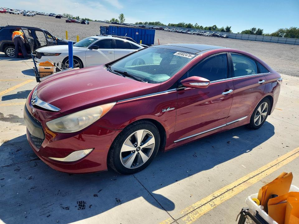 HYUNDAI SONATA 2012 with VIN KMHEC4A42CA038572 - Photo from auction