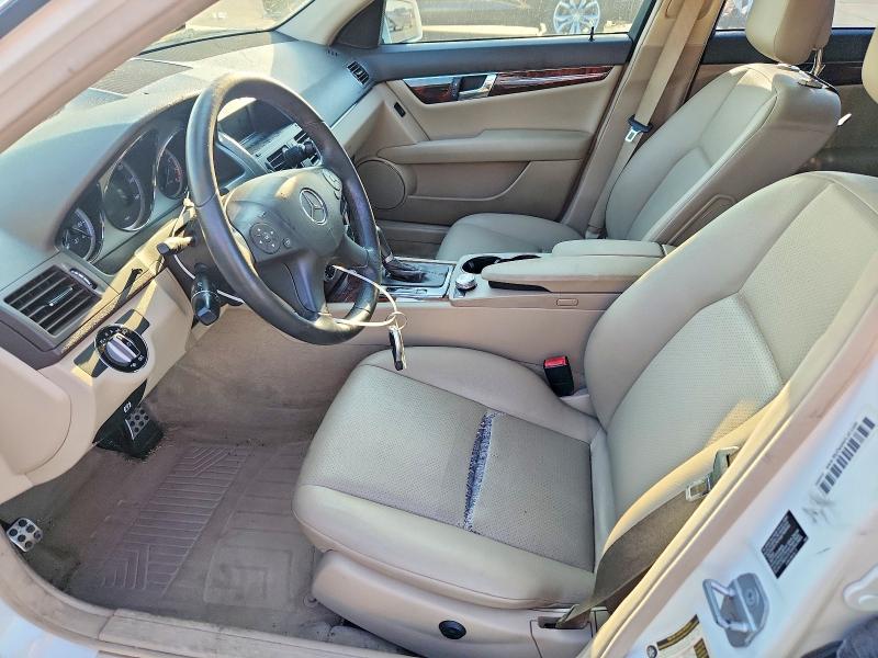 Photo 7 from auction – 2010 MERCEDES-BENZ C with VIN WDDGF5EB5AR108511