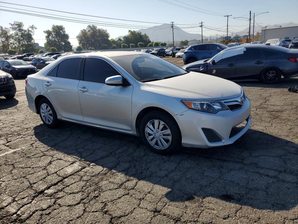 Photo 4 from auction – 2013 TOYOTA CAMRY with VIN 4T4BF1FKXDR328824