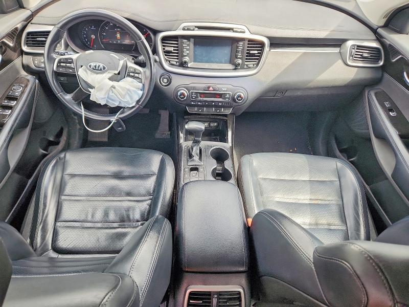 Photo 8 from auction – 2019 KIA SORENTO with VIN 5XYPHDA56KG463931
