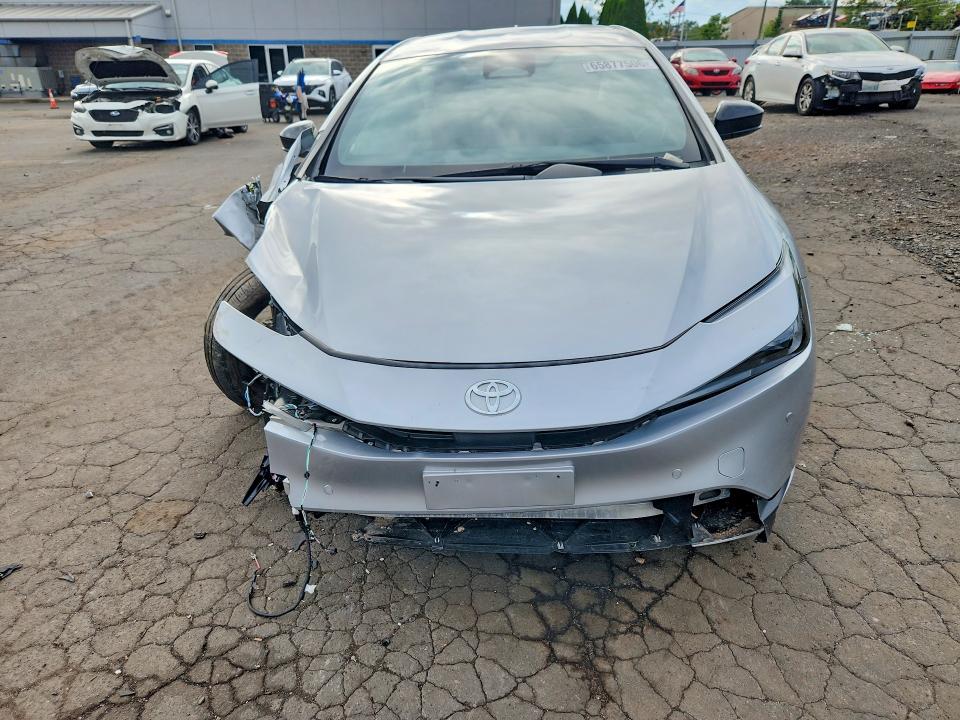 Photo 5 from auction – 2026 TOYOTA PRIUS with VIN JTDACAAU2T3071156