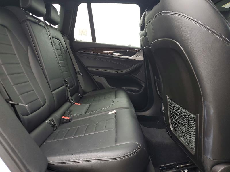 Photo 10 from auction – 2018 BMW X3 with VIN 5UXTR9C54JLC75628