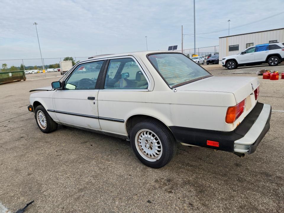 Photo 2 from auction – 1985 BMW 325 with VIN WBAAB540XF9627599