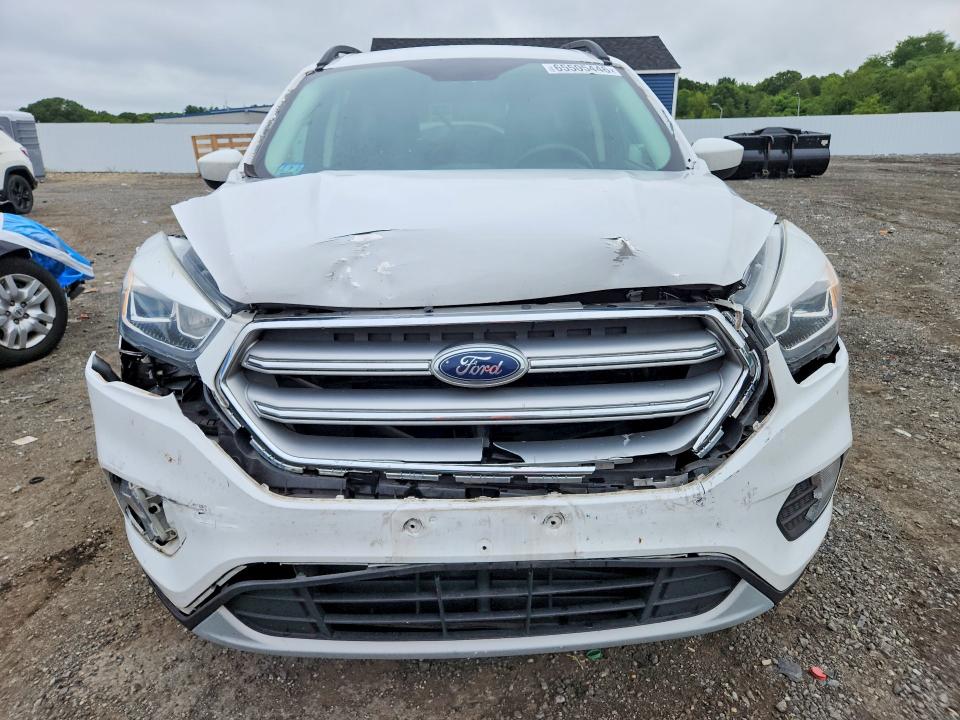 Photo 5 from auction – 2017 FORD ESCAPE with VIN 1FMCU9GD2HUF00174