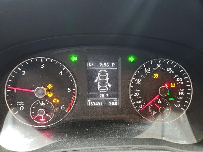 Photo 9 from auction – 2015 VOLKSWAGEN PASSAT with VIN 1VWBV7A33FC105048