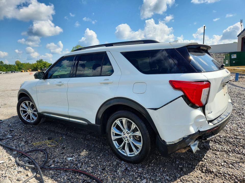 Photo 2 from auction – 2022 FORD EXPLORER with VIN 1FMSK7DH5NGB23279