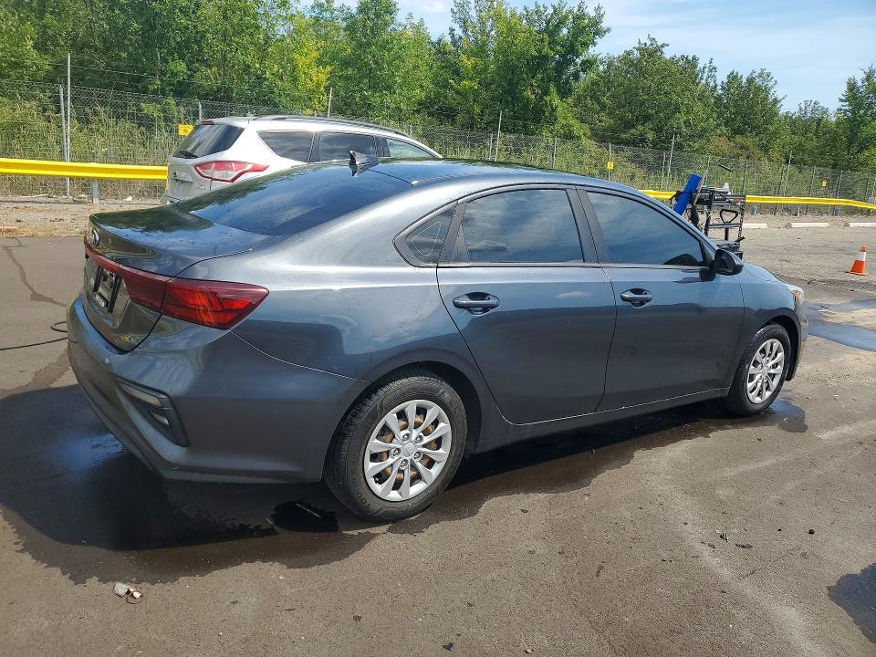 Photo 3 from auction – 2019 KIA FORTE with VIN 3KPF24AD1KE106822