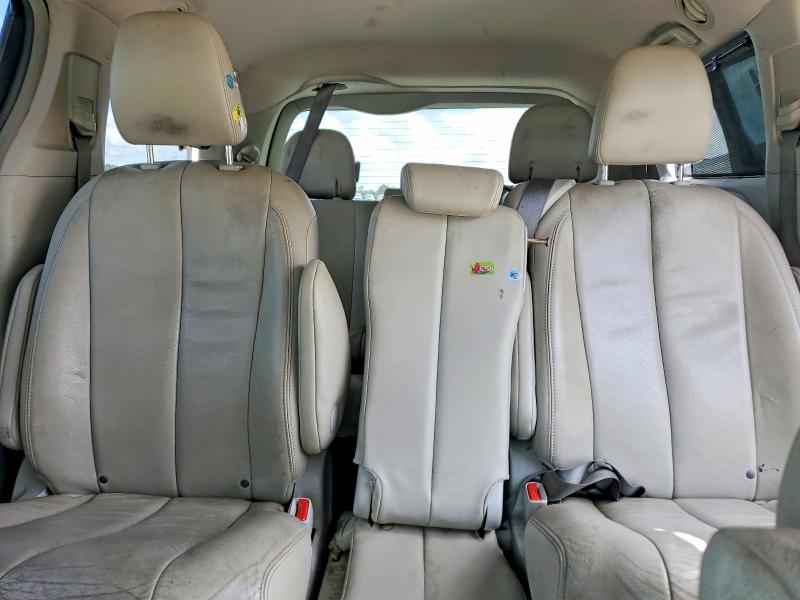 Photo 10 from auction – 2013 TOYOTA SIENNA with VIN 5TDYK3DC4DS361835