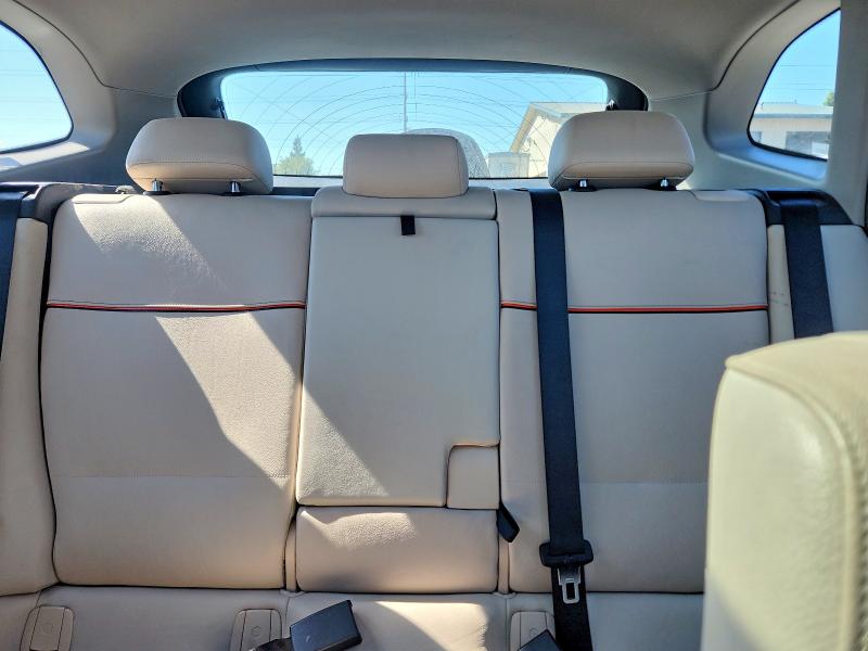 Photo 10 from auction – 2015 BMW X1 with VIN WBAVL1C56FVY31828