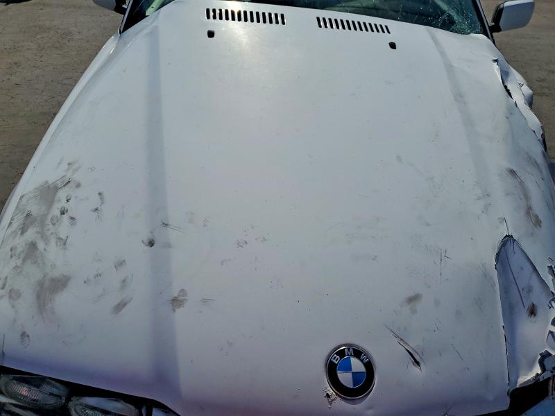 Photo 11 from auction – 1994 BMW 318 with VIN WBABK5327REC83302
