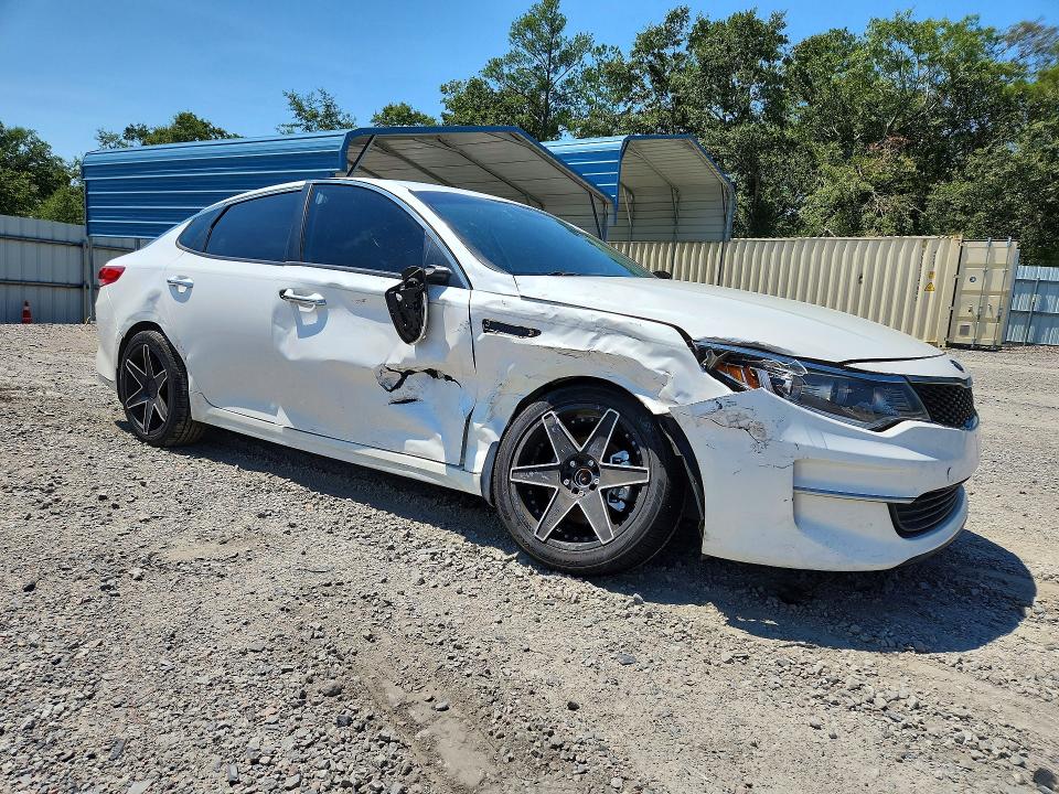 Photo 4 from auction – 2016 KIA OPTIMA with VIN KNAGT4L34G5086507
