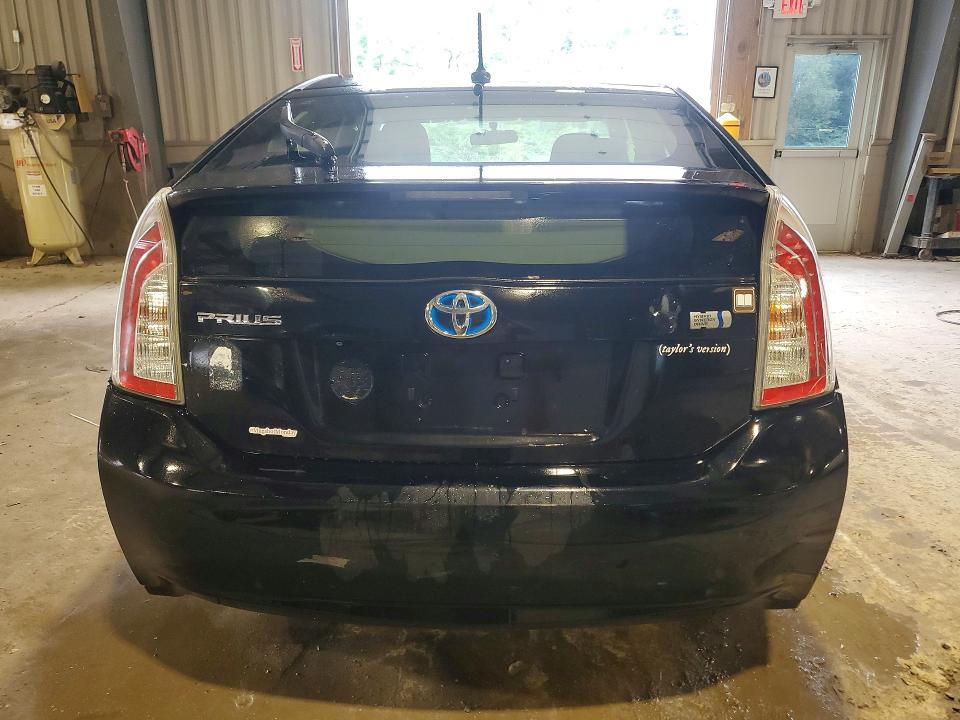 Photo 6 from auction – 2014 TOYOTA PRIUS with VIN JTDKN3DU8E0367759
