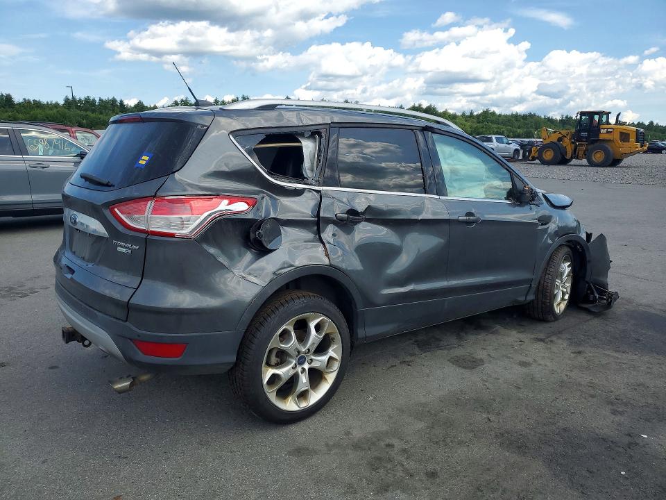 Photo 3 from auction – 2016 FORD ESCAPE with VIN 1FMCU9J9XGUB85319