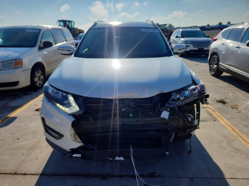 Photo 5 from auction – 2018 NISSAN ROGUE with VIN KNMAT2MTXJP607981