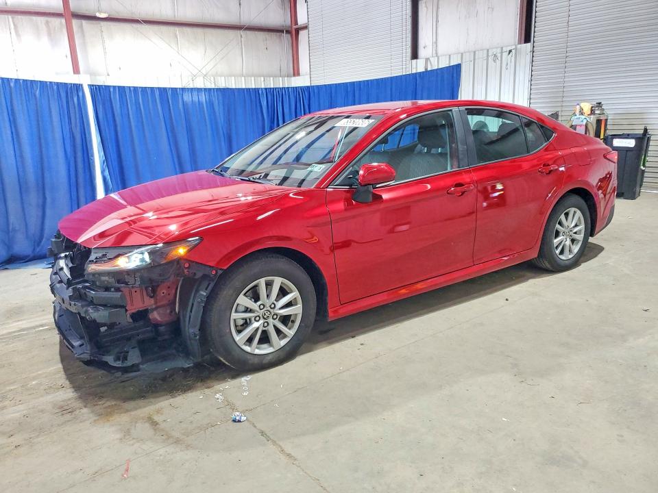 TOYOTA CAMRY 2026 z numerem VIN 4T1DAACK7TU320555 - Zdjęcie z aukcji