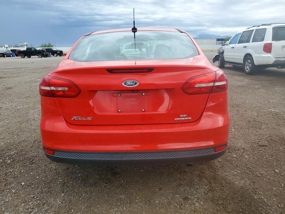 Photo 6 from auction – 2015 FORD FOCUS with VIN 1FADP3F25FL324663