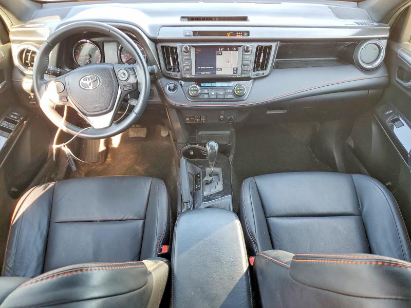 Photo 8 from auction – 2017 TOYOTA RAV4 with VIN 2T3JFREV9HW654059