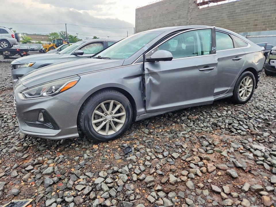 HYUNDAI SONATA 2019 with VIN 5NPE24AF2KH750757 - Photo from auction