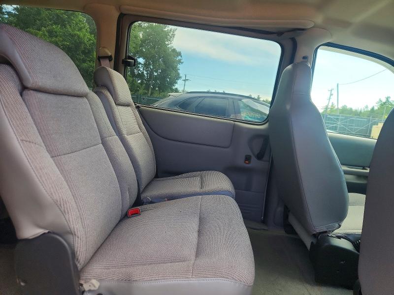 Photo 11 from auction – 2005 CHEVROLET VENTURE with VIN 1GNDV03EX5D115125