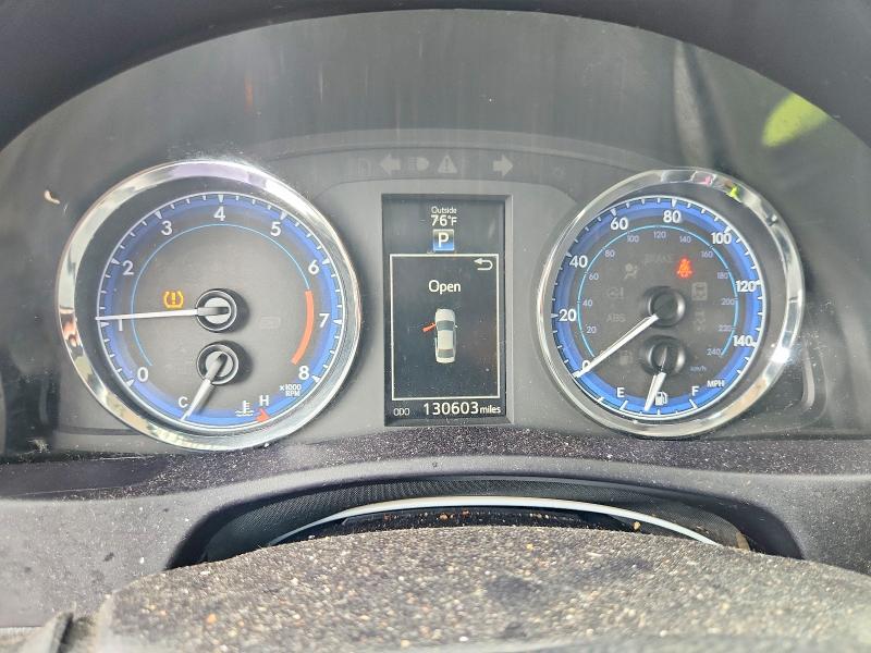Photo 9 from auction – 2018 TOYOTA COROLLA with VIN 5YFBURHE8JP844229