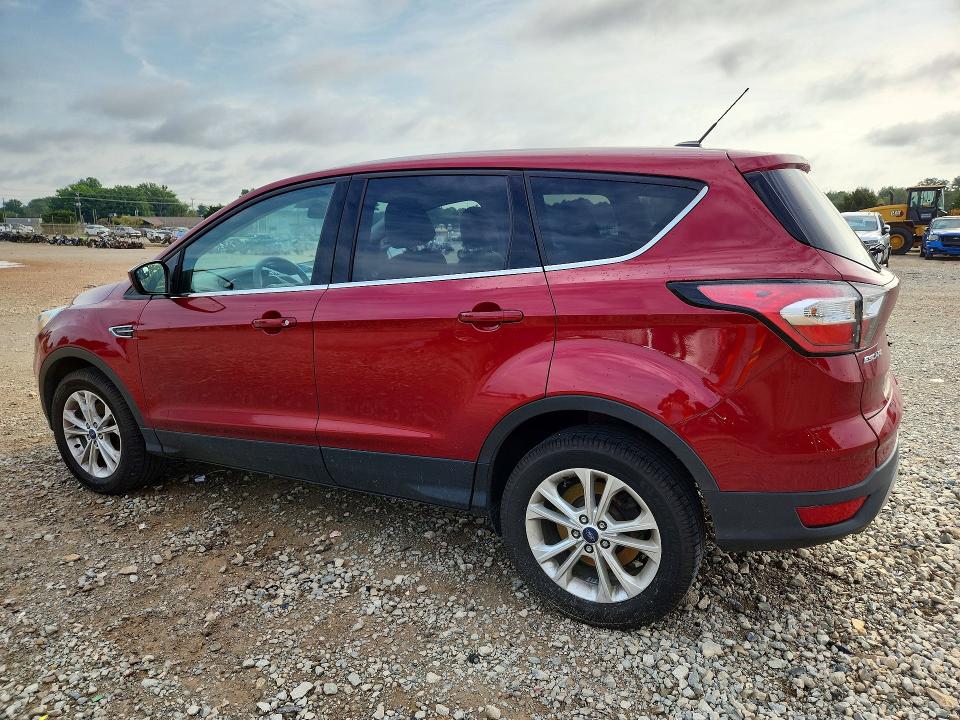 Photo 2 from auction – 2017 FORD ESCAPE with VIN 1FMCU0GD3HUC84136