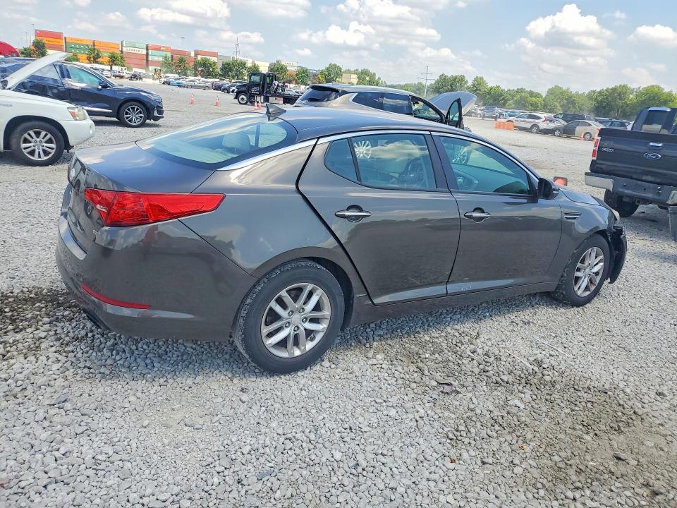 Zdjęcie 3 z aukcji – 2013 KIA OPTIMA z VIN 5XXGM4A79DG248340