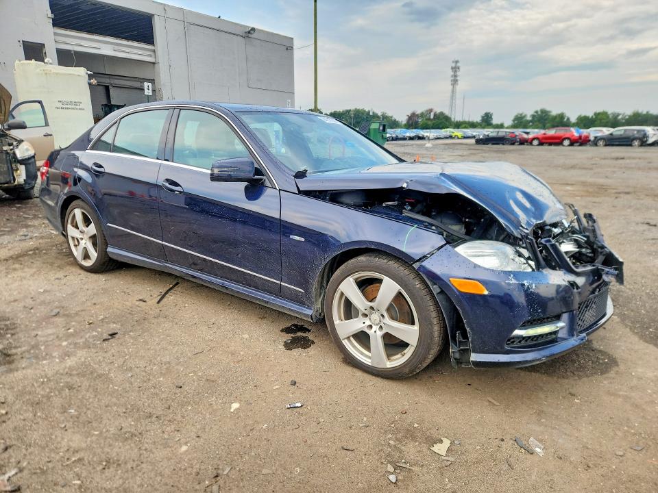 Photo 4 from auction – 2012 MERCEDES-BENZ E with VIN WDDHF8JB5CA596372