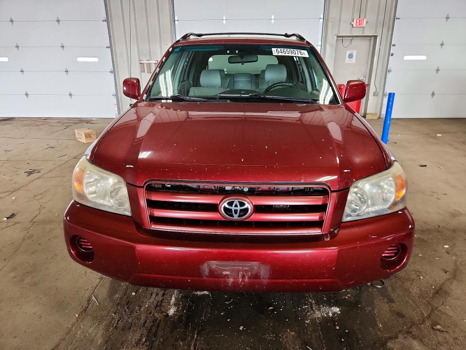 Photo 5 from auction – 2005 TOYOTA HIGHLANDER with VIN JTEEP21A150103466