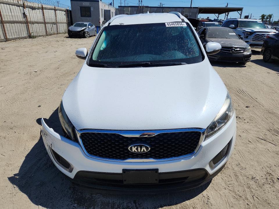 Photo 5 from auction – 2017 KIA SORENTO with VIN 5XYPG4A30HG238494