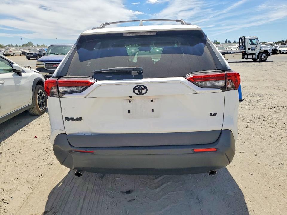 Photo 6 from auction – 2019 TOYOTA RAV4 with VIN JTMK1RFV5KD009947