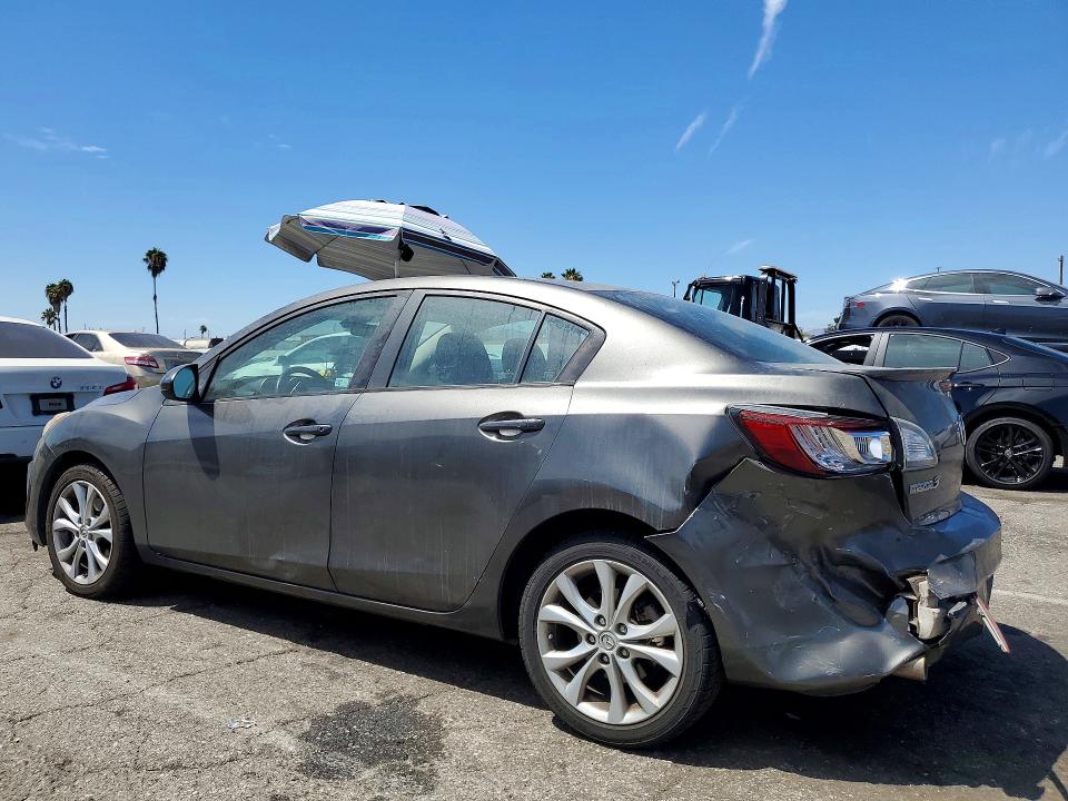 Photo 2 from auction – 2010 MAZDA 3 with VIN JM1BL1S50A1305380