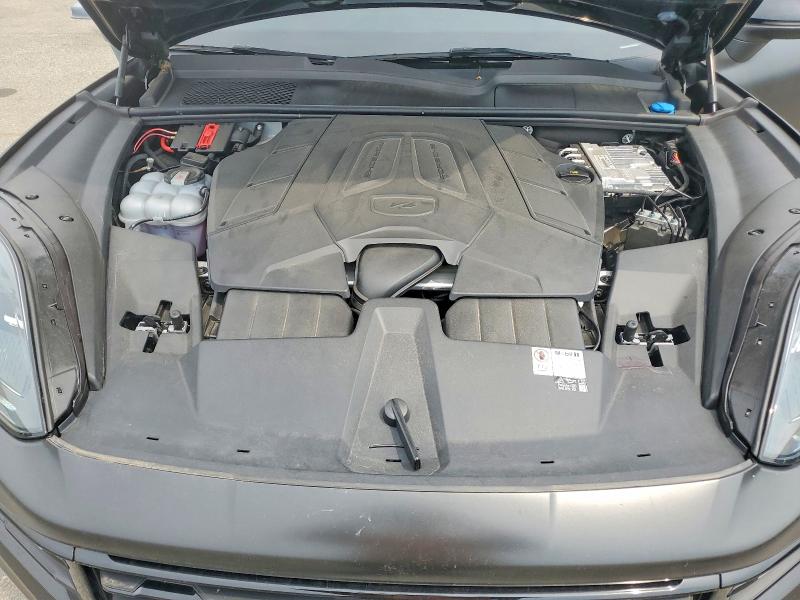 صورة رقم 12 من المزاد - 2024 PORSCHE CAYENNE مع VIN WP1BA2AY7RDA54647