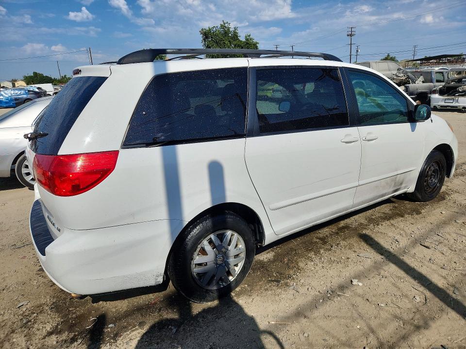 Photo 3 from auction – 2009 TOYOTA SIENNA with VIN 5TDZK23C79S252437