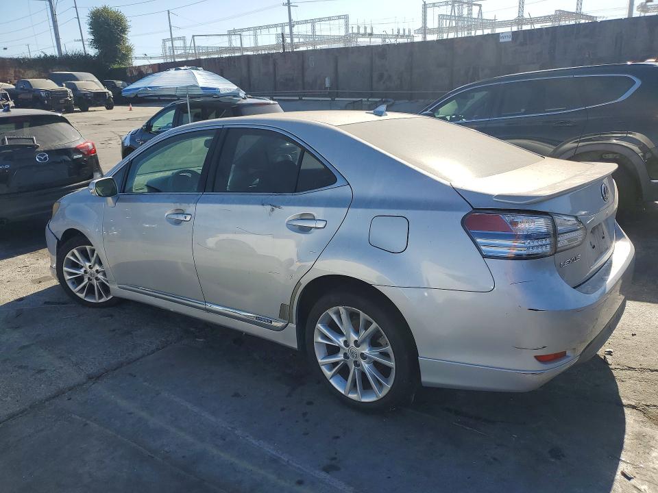 Photo 2 from auction – 2010 LEXUS HS with VIN JTHBB1BA9A2025188