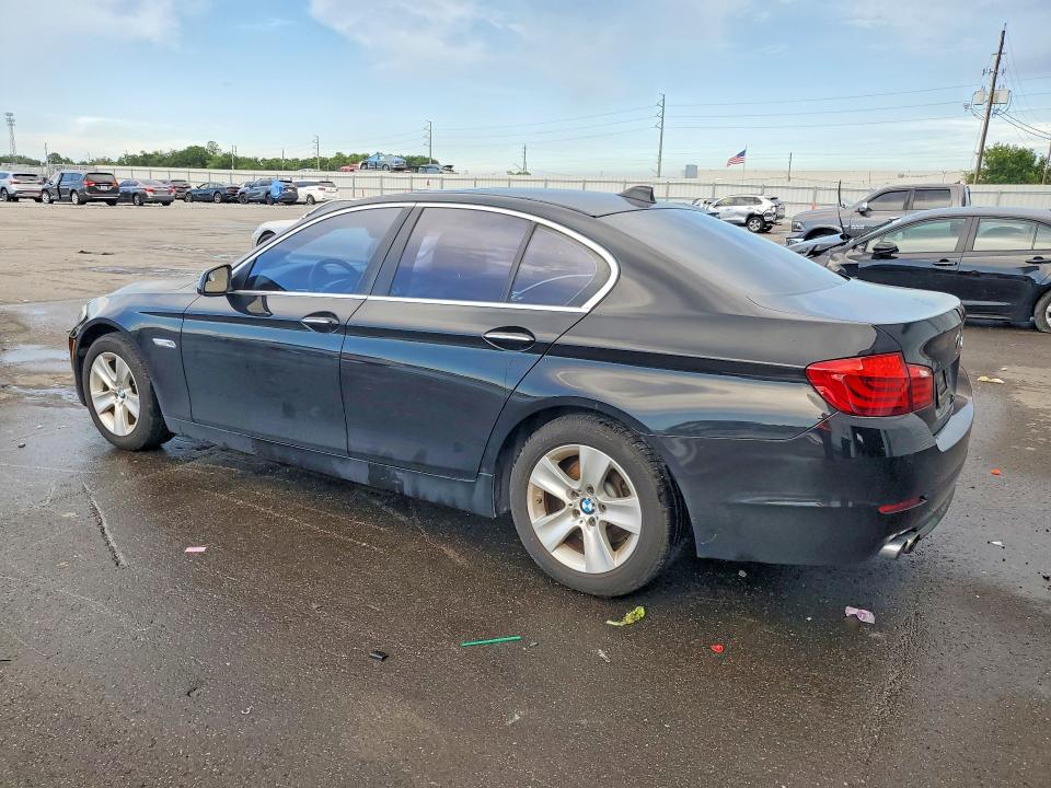Photo 2 from auction – 2011 BMW 528 with VIN WBAFR1C55BDS36133