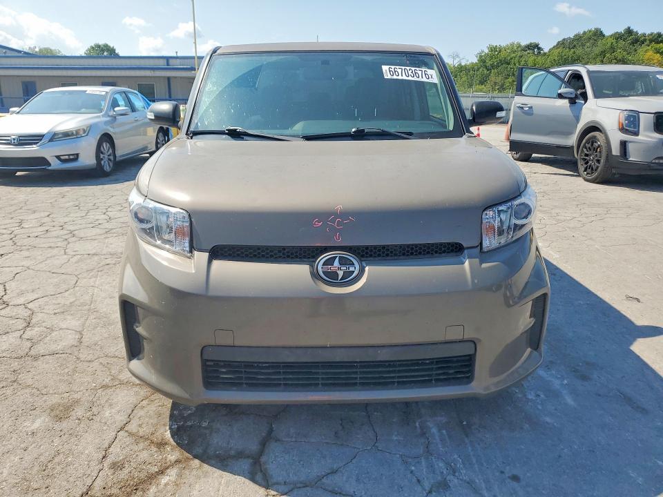 Photo 5 from auction – 2012 SCION XB with VIN JTLZE4FE9CJ016395