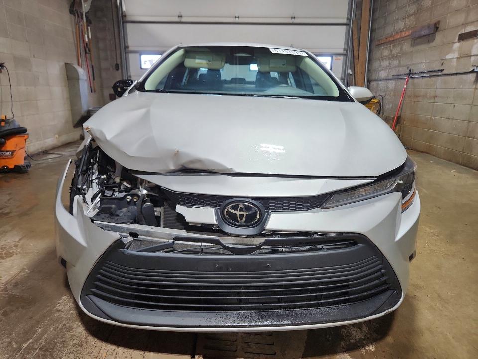Photo 5 from auction – 2023 TOYOTA COROLLA with VIN 5YFB4MDE8PP048632
